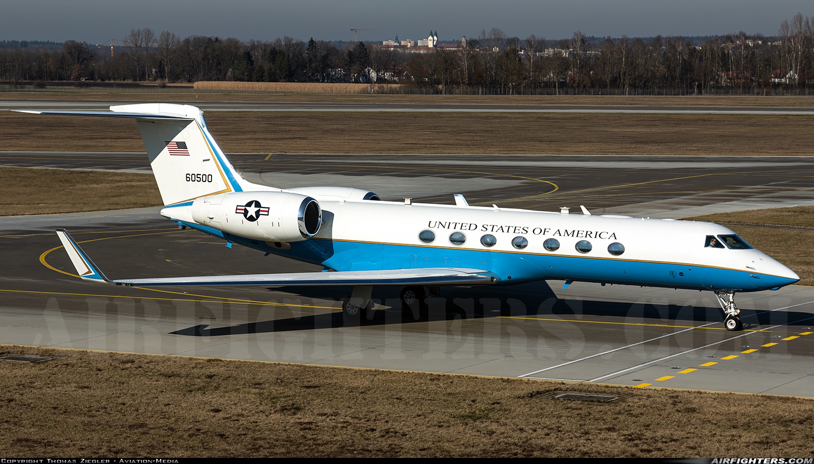 USA - Air Force Gulfstream Aerospace C-37B (G550) 06-0500 at Munich (- Franz Josef Strauss) (MUC / EDDM), Germany
