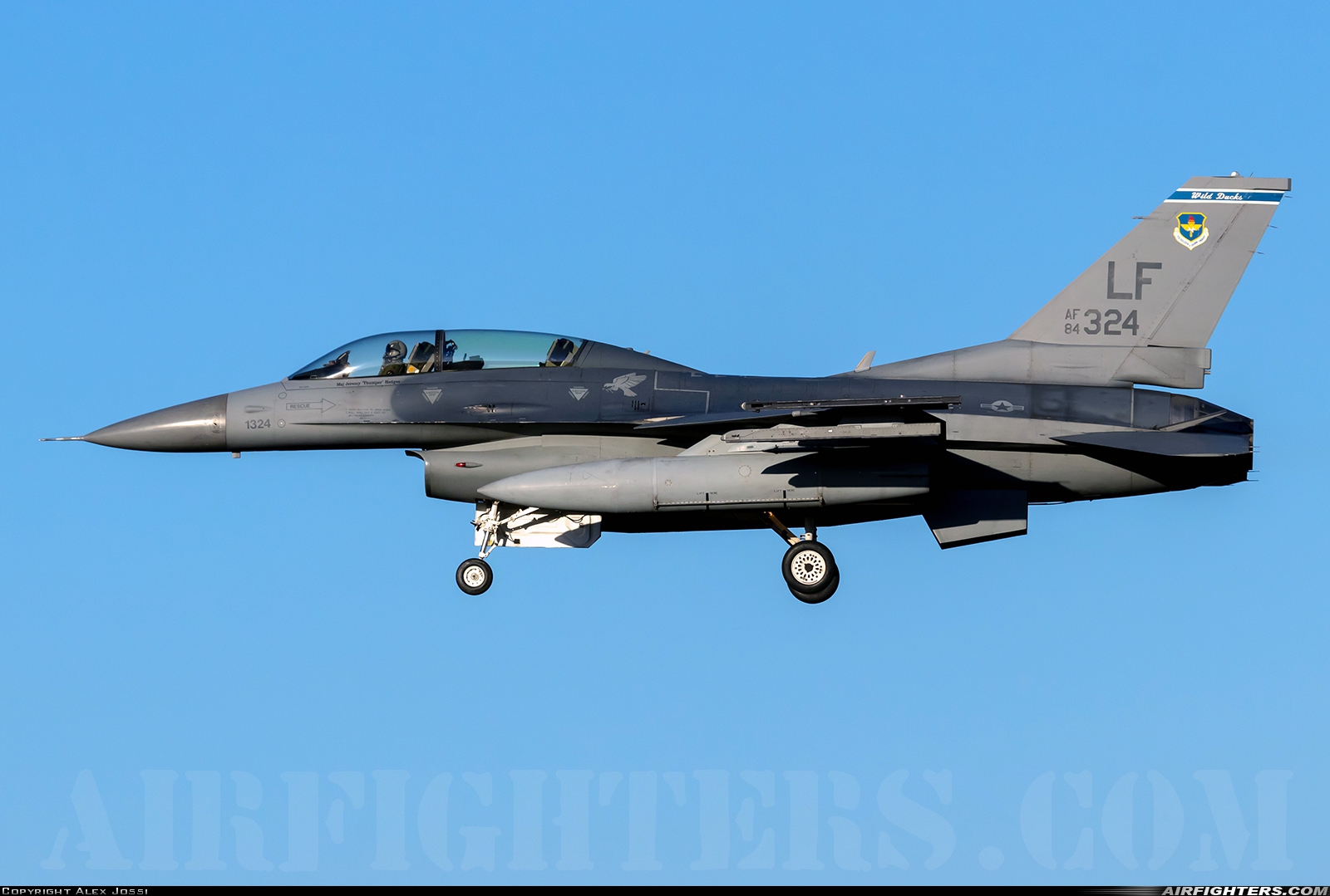 USA - Air Force General Dynamics F-16D Fighting Falcon 84-1324 at Portland - Portland-Hillsboro (HIO), USA