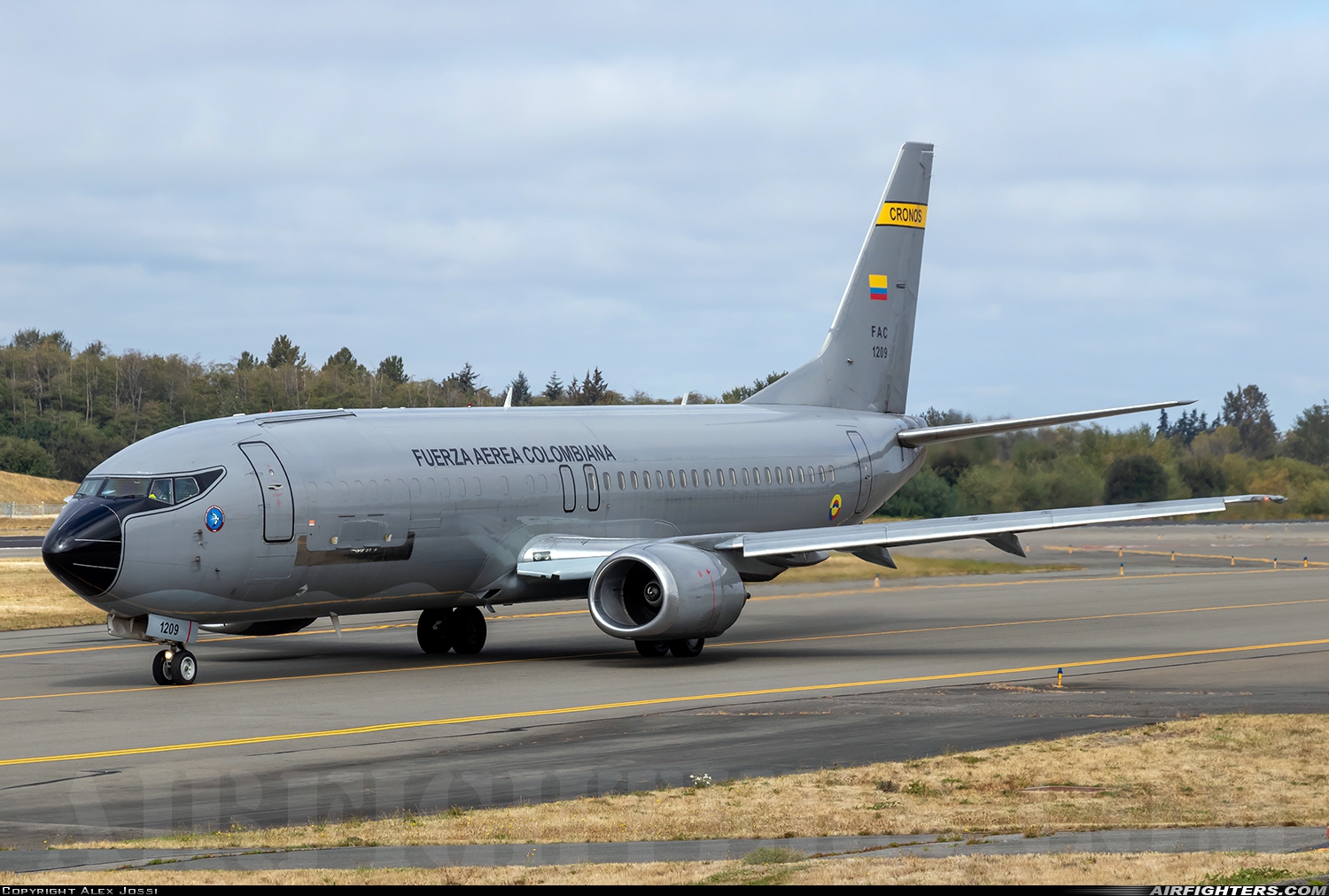 Colombia - Air Force Boeing C-40 (737-46BF) FAC1209 at Everett - Snohomish County / Paine Field (PAE / KPAE), USA