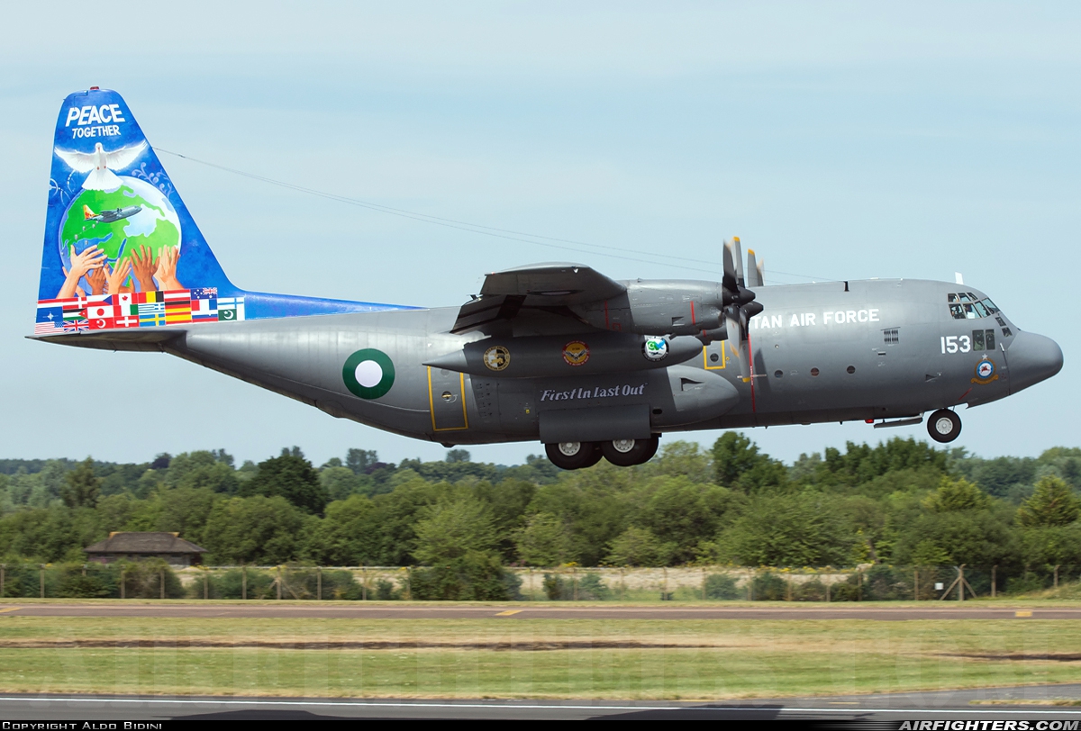 Pakistan - Air Force Lockheed C-130E Hercules (L-382) 4153 at Fairford (FFD / EGVA), UK