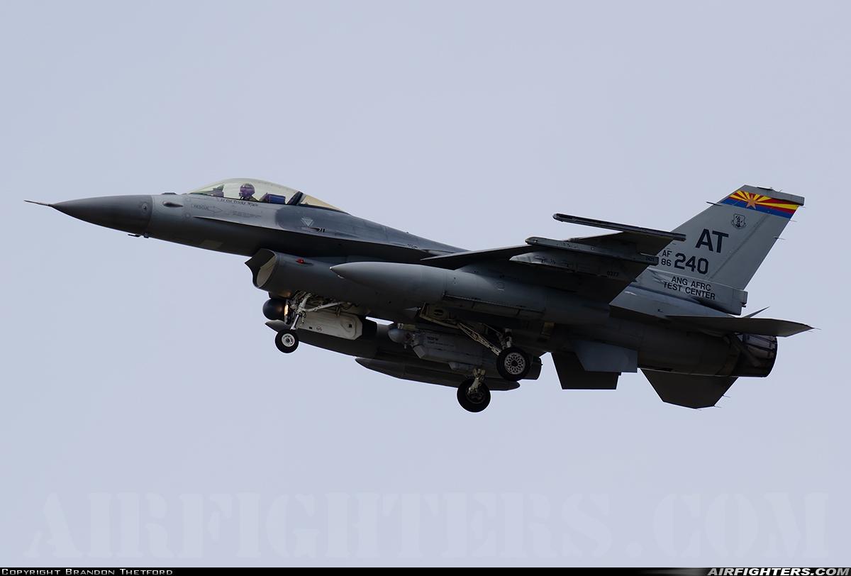 USA - Air Force General Dynamics F-16C Fighting Falcon 86-0240 at Fort Worth - NAS JRB / Carswell Field (AFB) (NFW / KFWH), USA