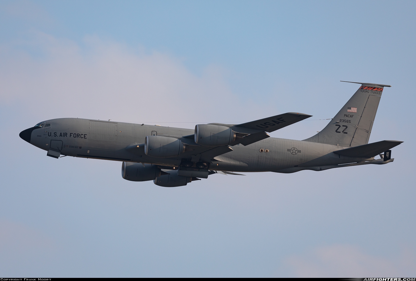USA - Air Force Boeing KC-135R Stratotanker (717-148) 62-3565 at Okinawa - Kadena AFB (DNA / RODN), Japan