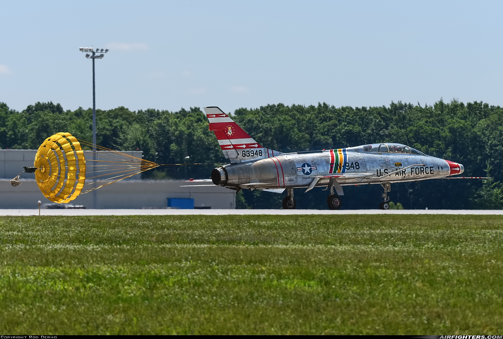 Private - Global Aerospace Inc. North American F-100F Super Sabre N2011V at Toledo - Express (TOL / KTOL), USA