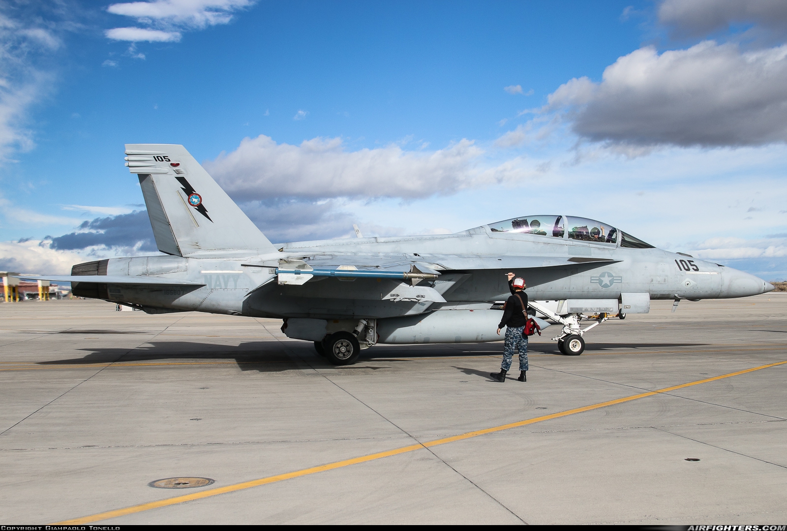 USA - Navy Boeing F/A-18F Super Hornet 165807 at Fallon - Fallon NAS (NFL / KNFL), USA