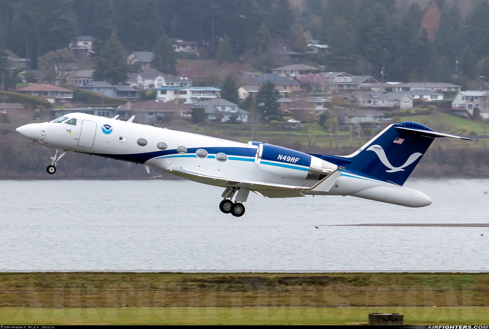 USA - Department of Commerce Gulfstream Aerospace G-IV-SP Gulfstream IV N49RF at Portland - Int. (PDX / KPDX), USA