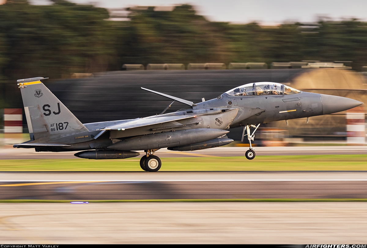USA - Air Force McDonnell Douglas F-15E Strike Eagle 86-0187 at Lakenheath (LKZ / EGUL), UK