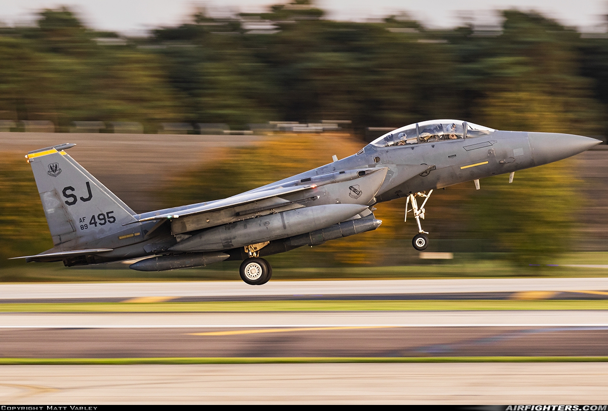 USA - Air Force McDonnell Douglas F-15E Strike Eagle 89-0495 at Lakenheath (LKZ / EGUL), UK