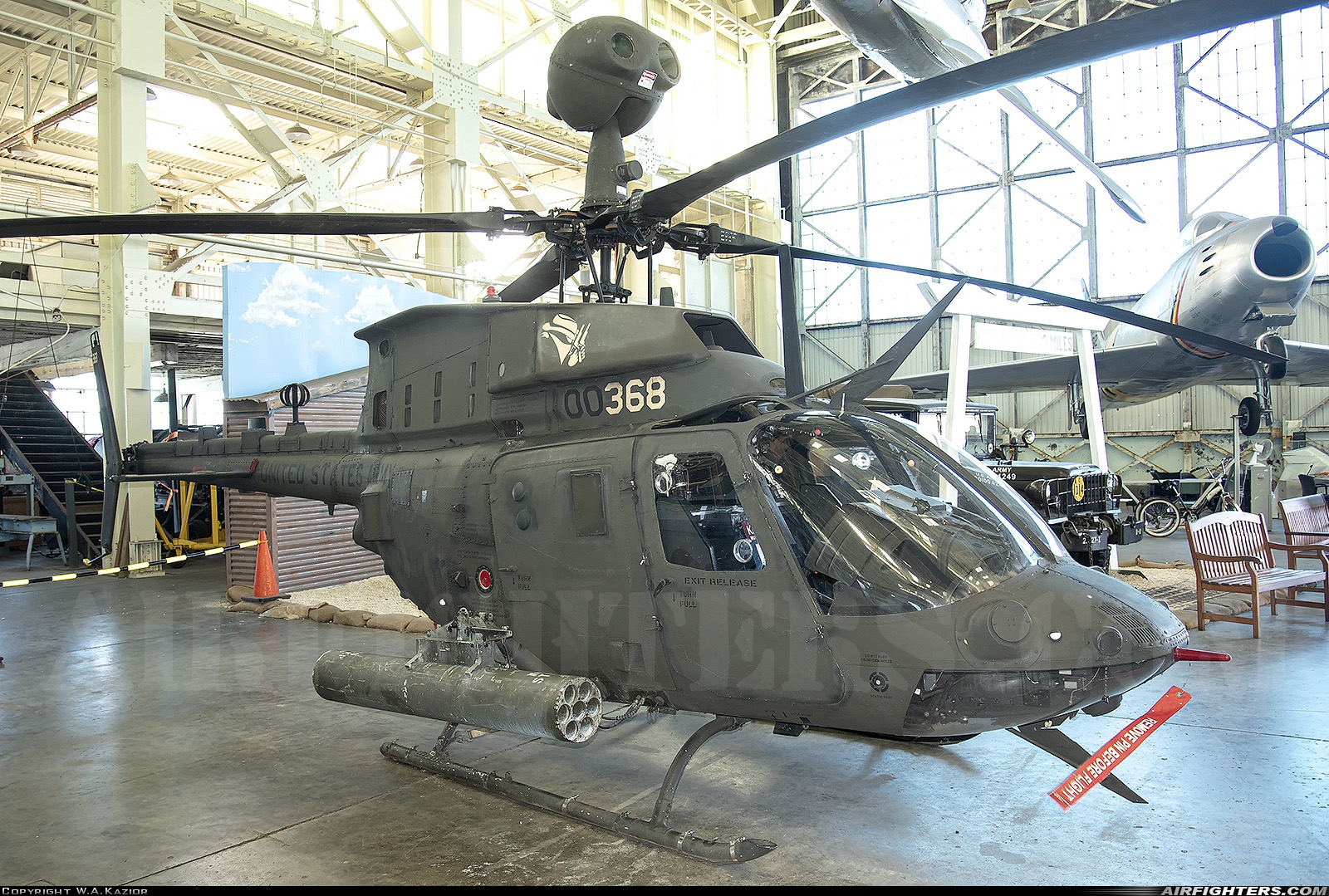 USA - Army Bell OH-58D(I) Kiowa Warrior (406) 90-00368 at Ford Island - NALF Naval Auxiliary Landing Field (NPS), USA