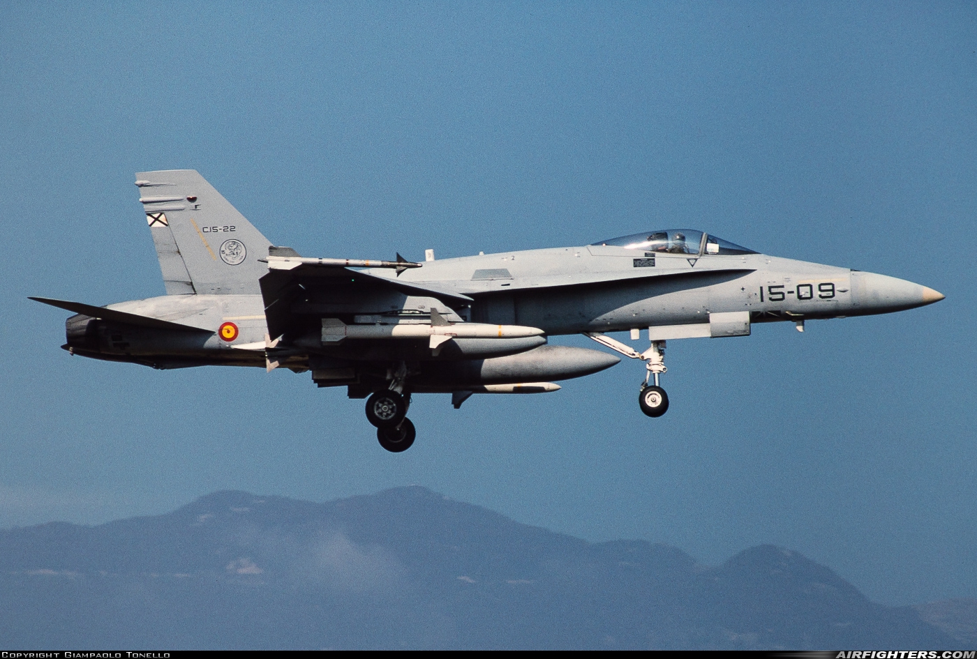 Spain - Air Force McDonnell Douglas C-15 Hornet (EF-18A+) C.15-22 at Aviano (- Pagliano e Gori) (AVB / LIPA), Italy