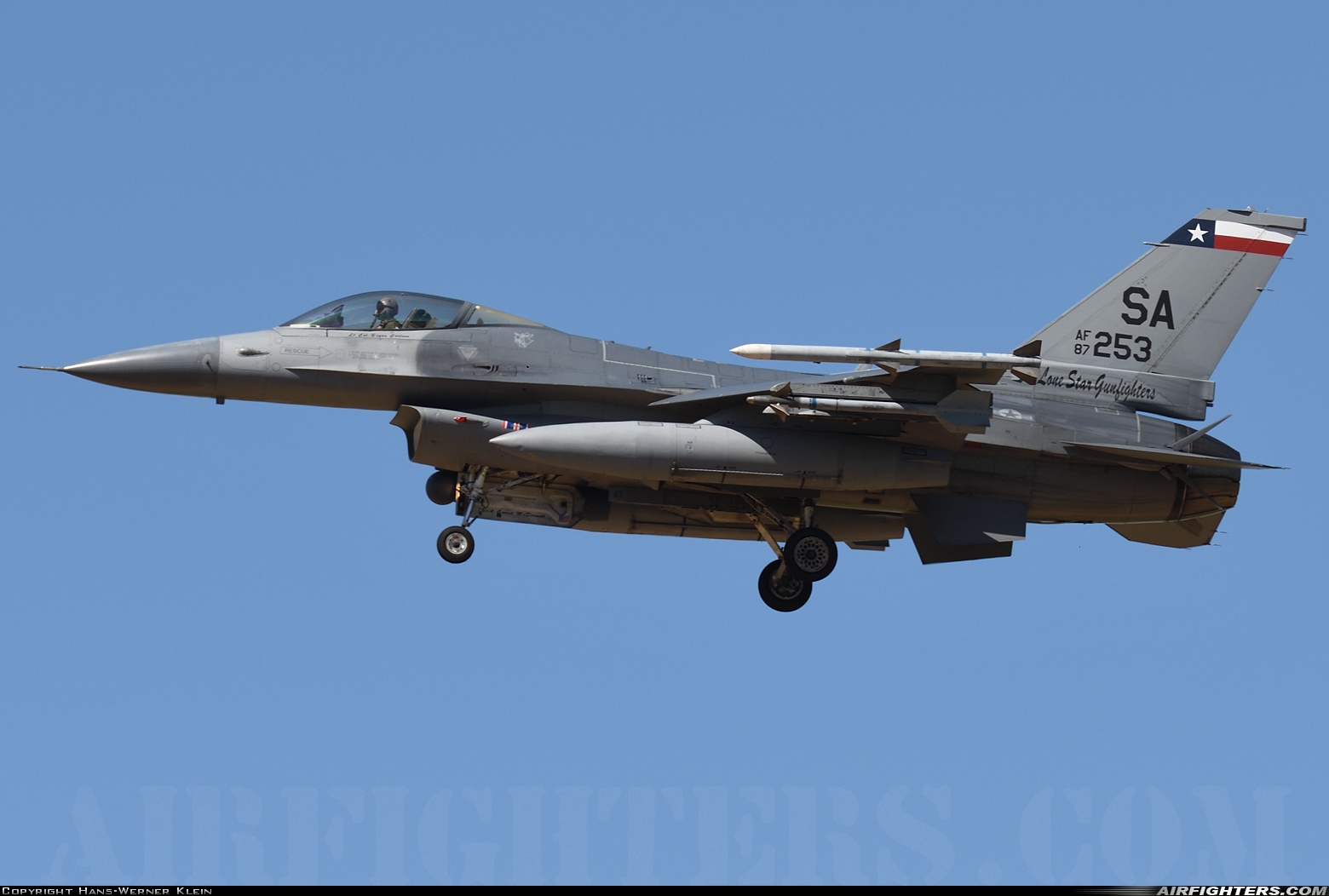 USA - Air Force General Dynamics F-16C Fighting Falcon 87-0253 at Glendale (Phoenix) - Luke AFB (LUF / KLUF), USA