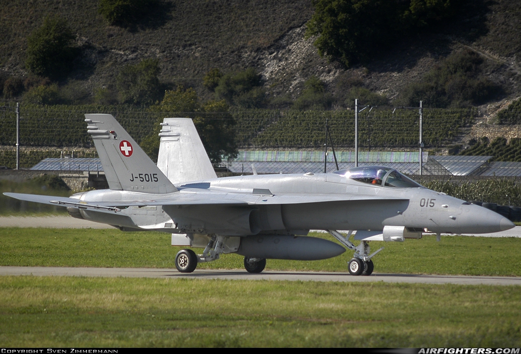 Switzerland - Air Force McDonnell Douglas F/A-18C Hornet J-5015 at Sion (- Sitten) (SIR / LSGS / LSMS), Switzerland