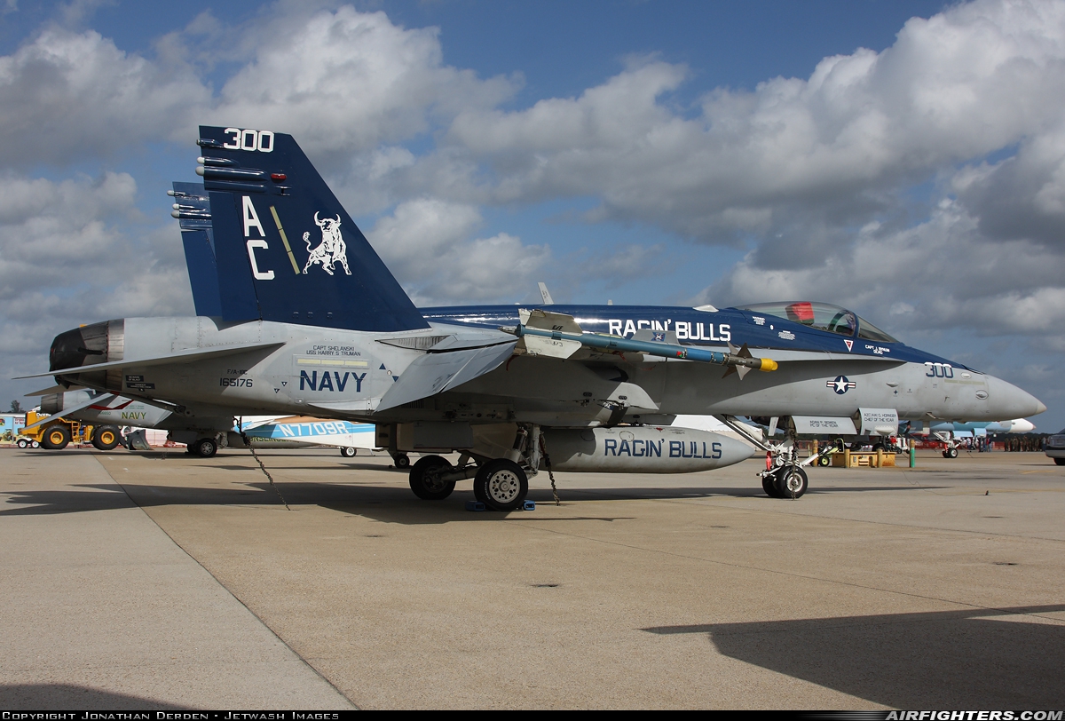 USA - Navy McDonnell Douglas F/A-18C Hornet 165176 at Virginia Beach - Oceana NAS / Apollo Soucek Field (NTU / KNTU), USA