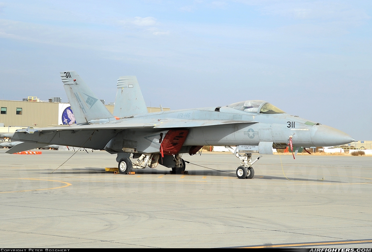 USA - Navy Boeing F/A-18E Super Hornet 166445 at Lemoore - NAS / Reeves Field (NLC), USA