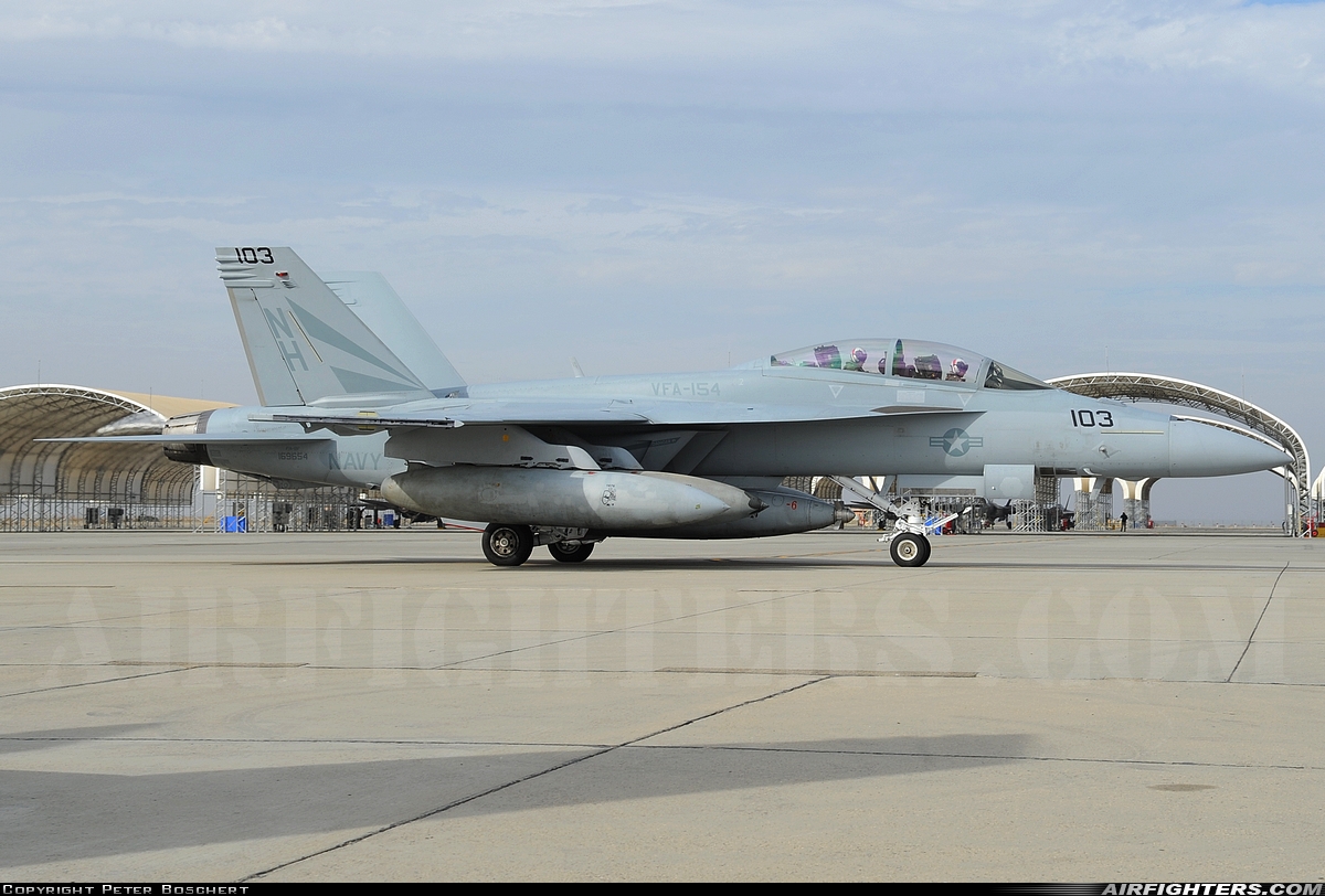 USA - Navy Boeing F/A-18F Super Hornet 169654 at Lemoore - NAS / Reeves Field (NLC), USA