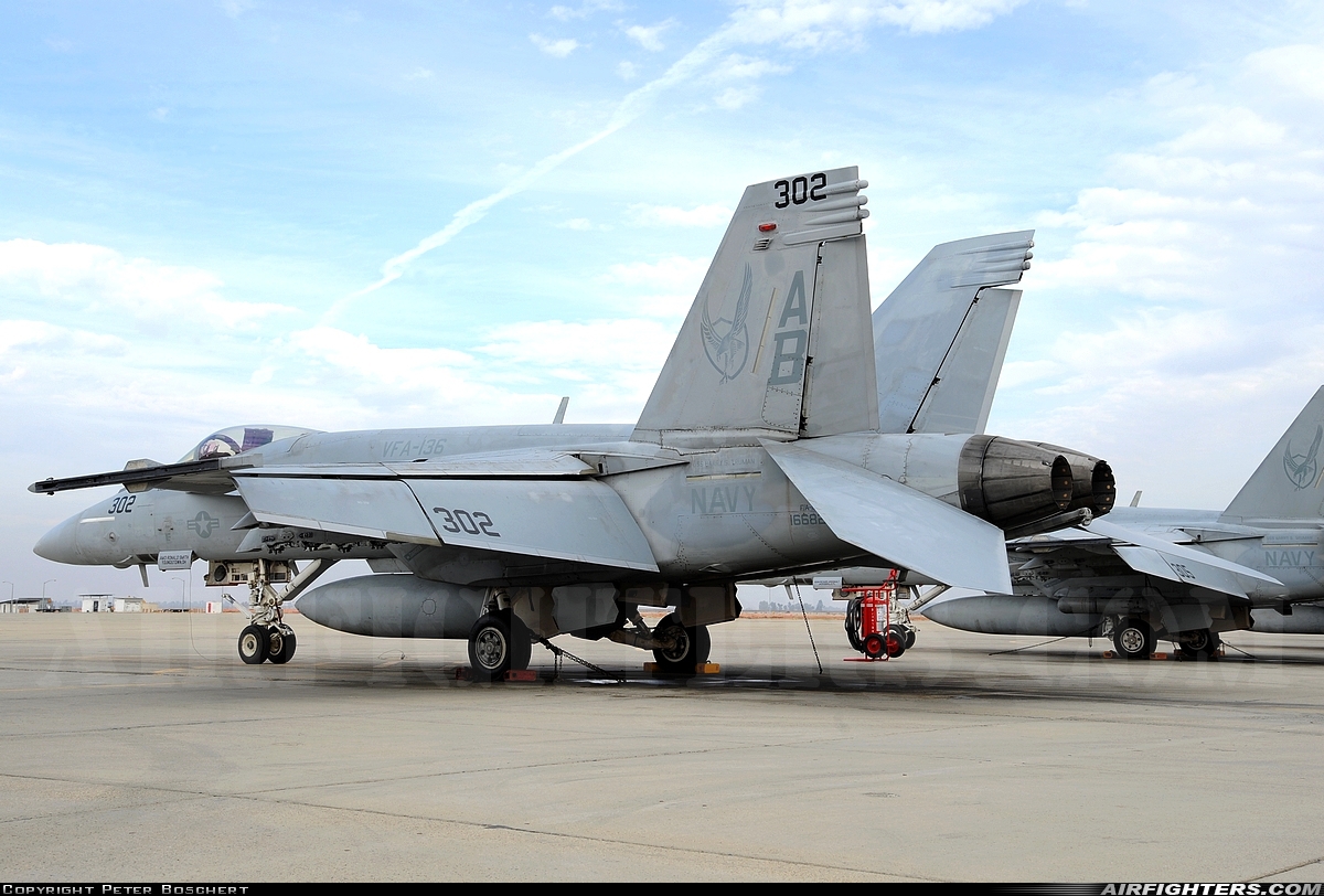 USA - Navy Boeing F/A-18E Super Hornet 166822 at Lemoore - NAS / Reeves Field (NLC), USA