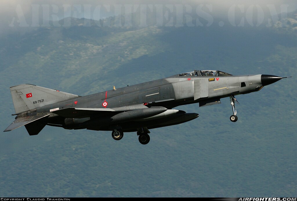 Türkiye - Air Force McDonnell Douglas RF-4E Phantom II 69-7521 at Aviano (- Pagliano e Gori) (AVB / LIPA), Italy