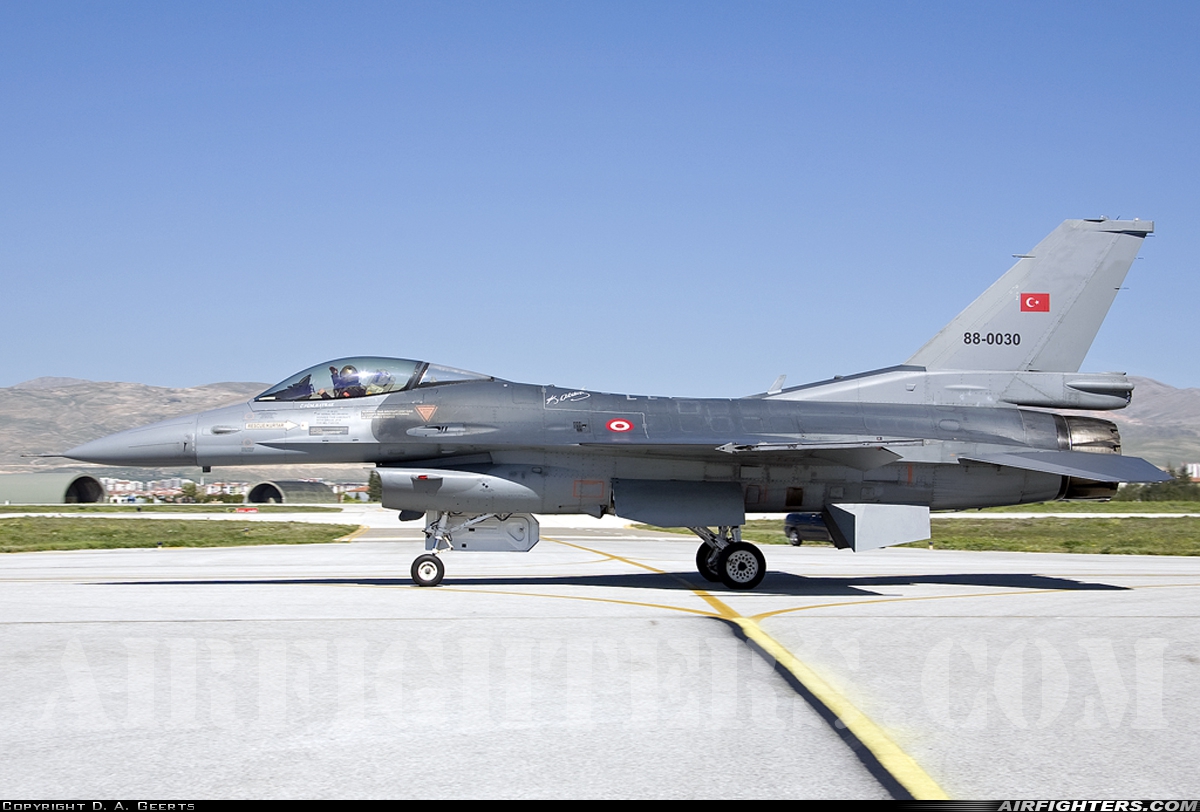 Türkiye - Air Force General Dynamics F-16C Fighting Falcon 88-0030 at Konya (KYA / LTAN), Türkiye