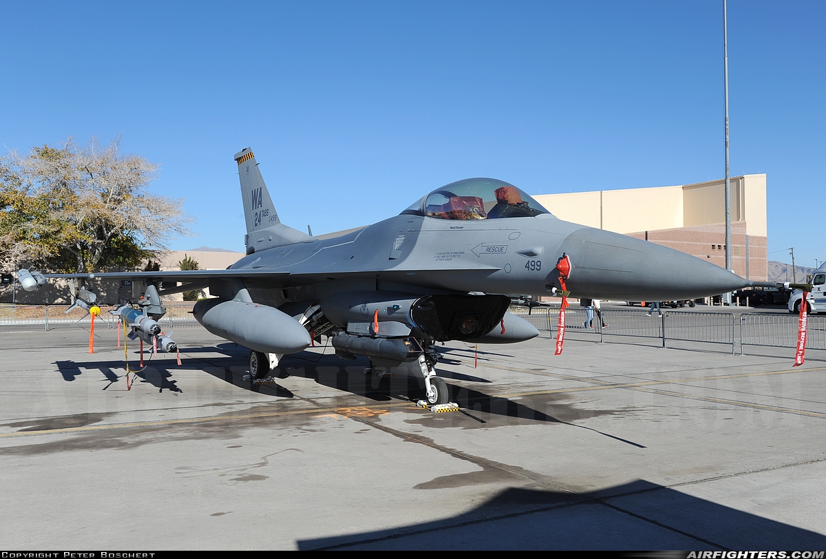 USA - Air Force General Dynamics F-16C Fighting Falcon 88-0499 at Las Vegas - Nellis AFB (LSV / KLSV), USA