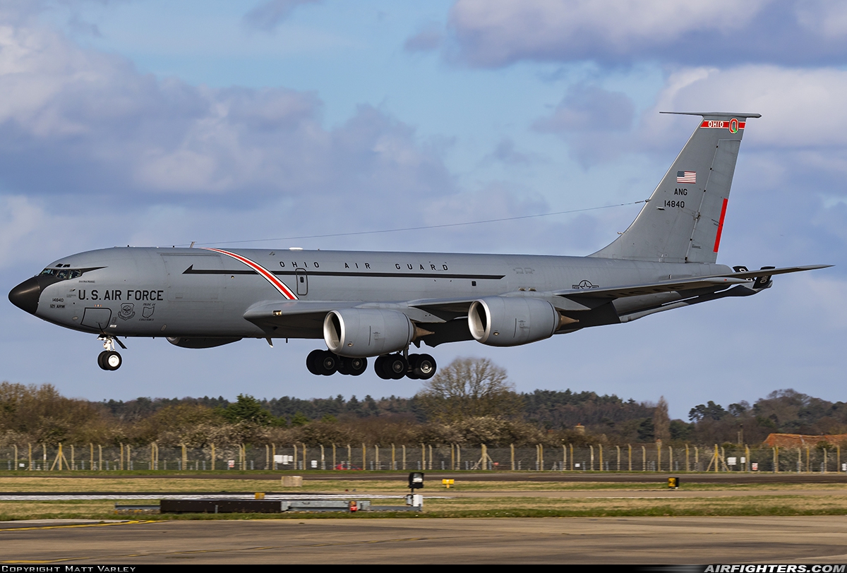 USA - Air Force Boeing KC-135R Stratotanker (717-148) 64-14840 at Mildenhall (MHZ / GXH / EGUN), UK