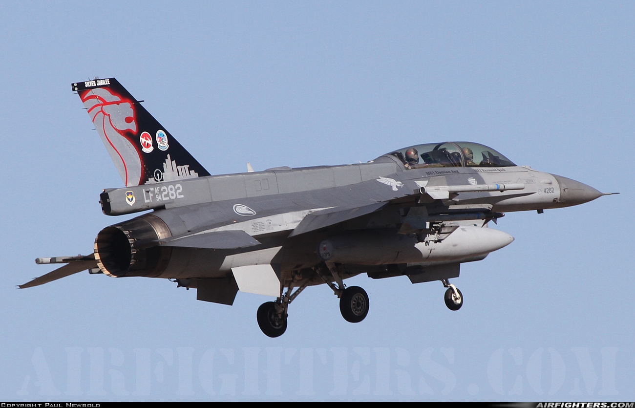 Singapore - Air Force General Dynamics F-16D Fighting Falcon 94-0282 at Glendale (Phoenix) - Luke AFB (LUF / KLUF), USA