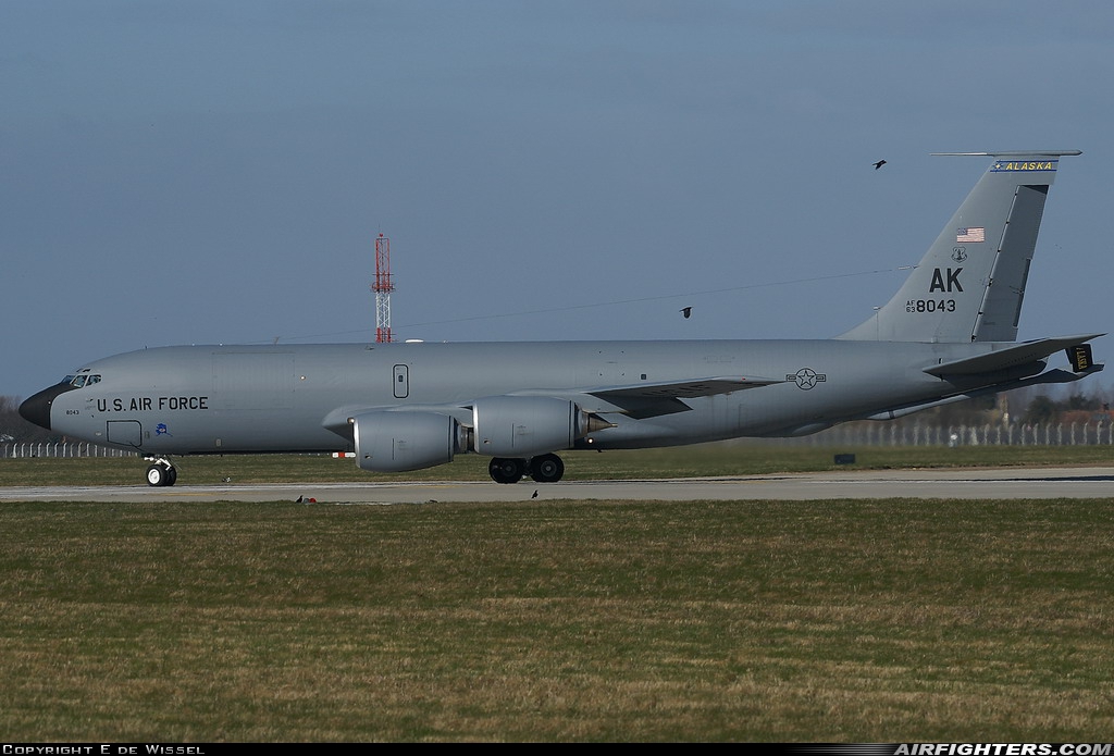 USA - Air Force Boeing KC-135R Stratotanker (717-100) 63-8043 at Mildenhall (MHZ / GXH / EGUN), UK