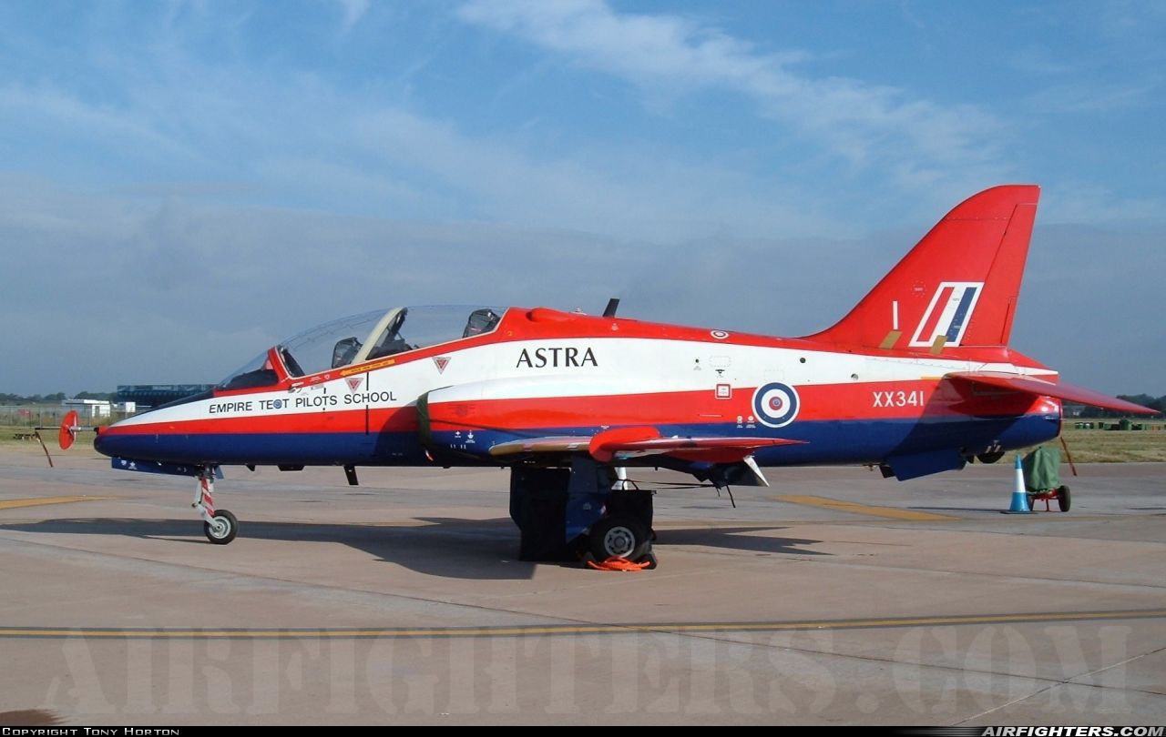 Company Owned - QinetiQ British Aerospace Hawk T.1 XX341 at Fairford (FFD / EGVA), UK