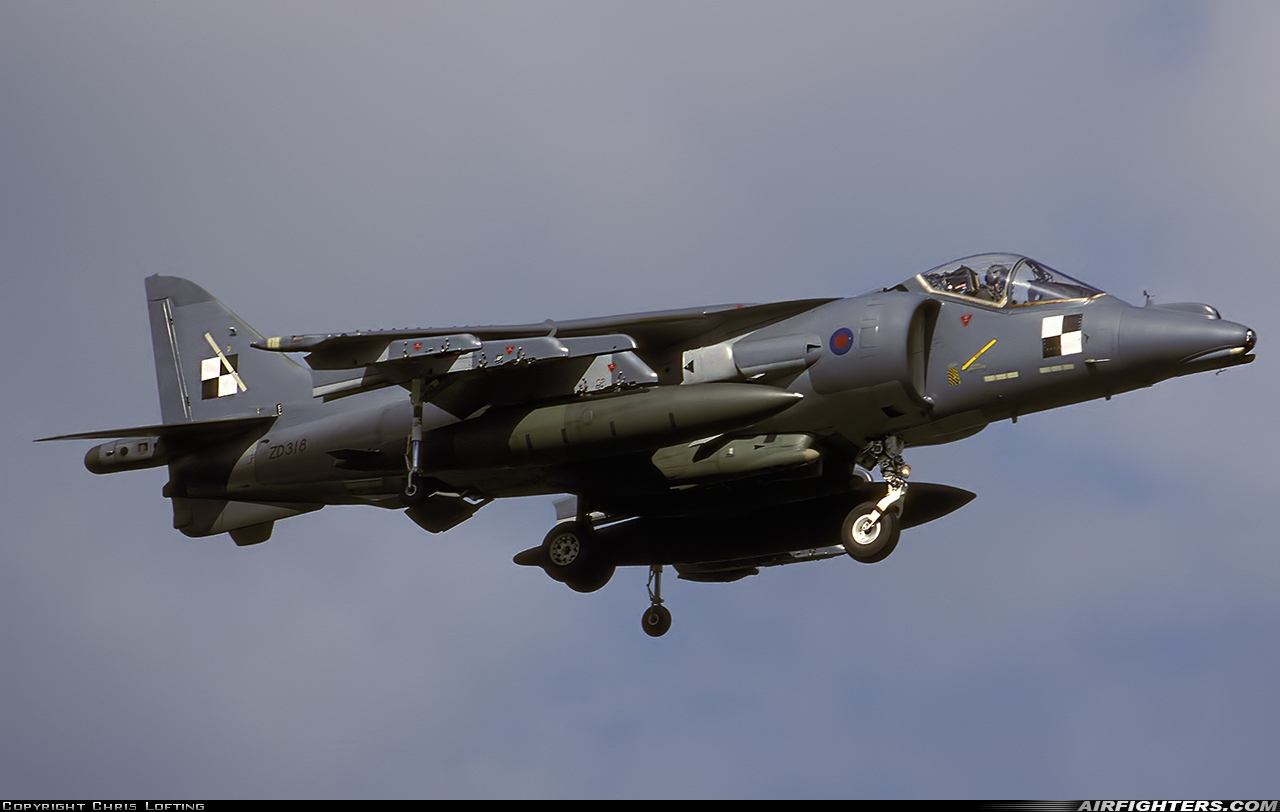 UK - Air Force British Aerospace Harrier GR.7A ZD318 at Boscombe Down (EGDM), UK