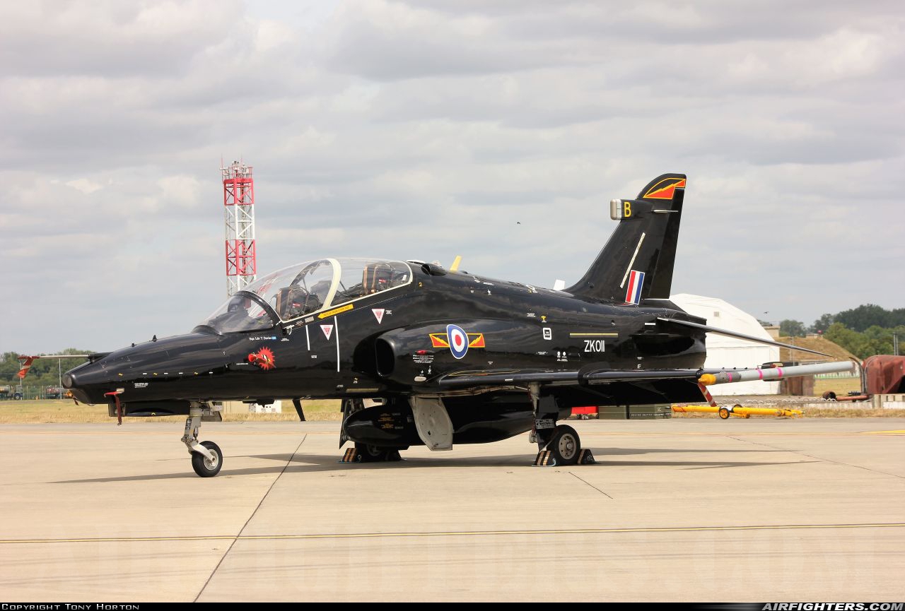 UK - Air Force BAE Systems Hawk T.2 ZK011 at Fairford (FFD / EGVA), UK