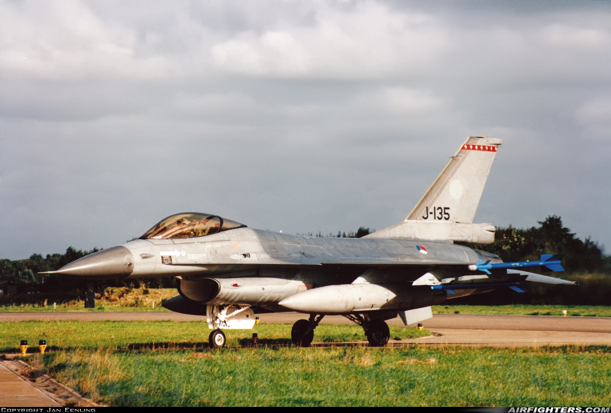 Netherlands - Air Force General Dynamics F-16A Fighting Falcon J-135 at Leeuwarden (LWR / EHLW), Netherlands