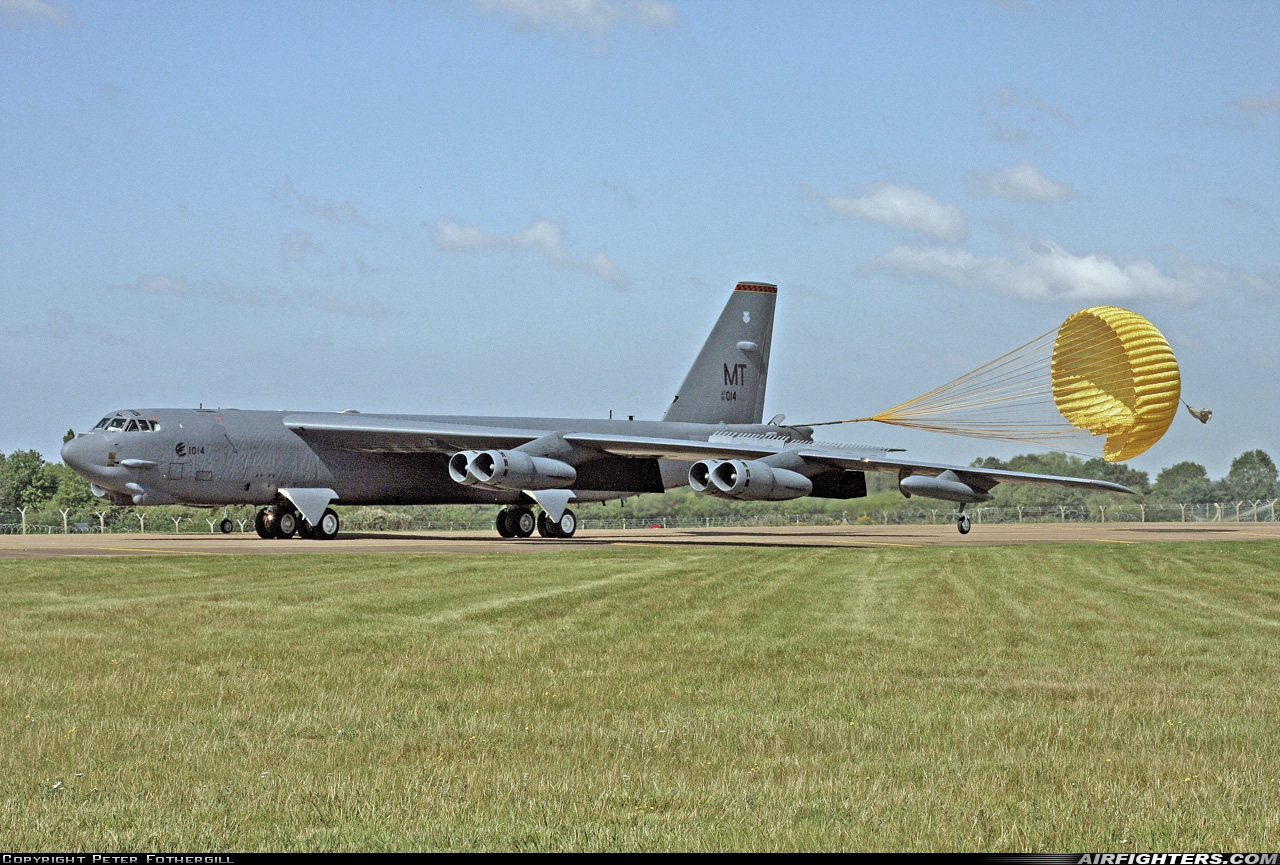 USA - Air Force Boeing B-52H Stratofortress 61-0014 at Fairford (FFD / EGVA), UK