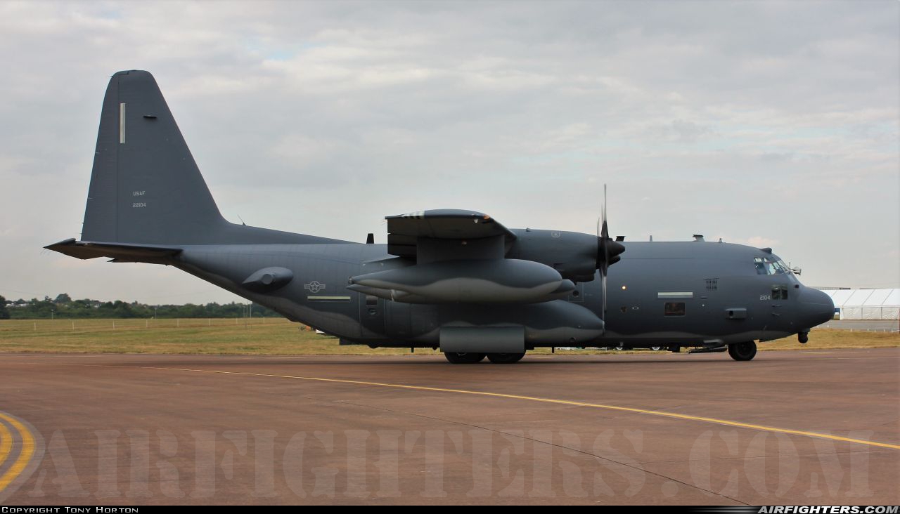 USA - Air Force Lockheed HC-130H Hercules (L-382) 92-2104 at Fairford (FFD / EGVA), UK
