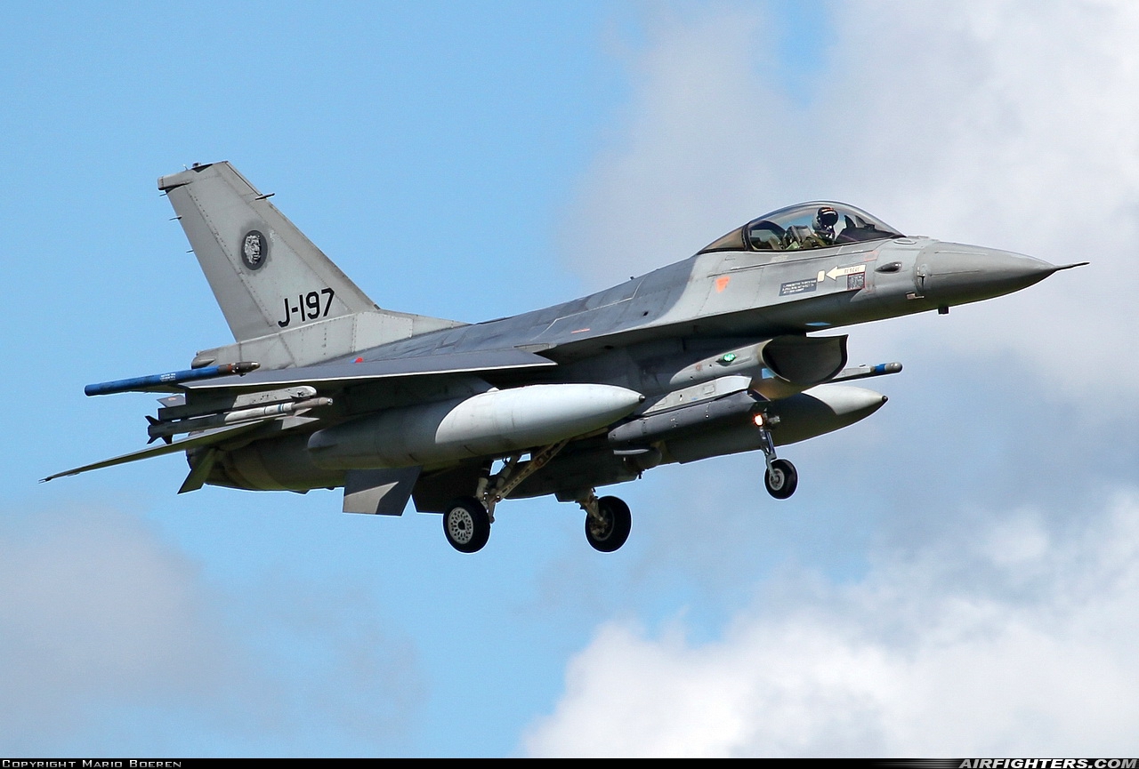 Netherlands - Air Force General Dynamics F-16AM Fighting Falcon J-197 at Uden - Volkel (UDE / EHVK), Netherlands