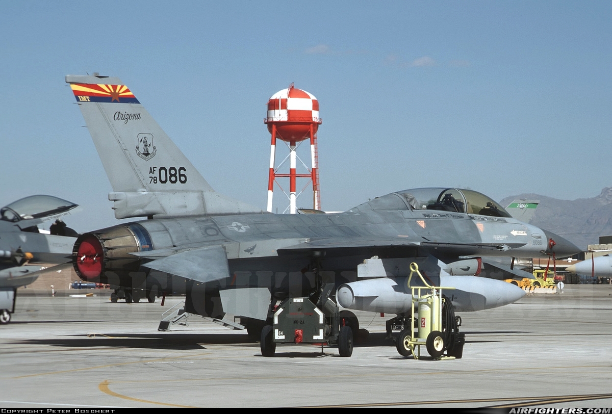 USA - Air Force General Dynamics F-16B Fighting Falcon 78-0086 at Tucson - Int. (TUS / KTUS), USA