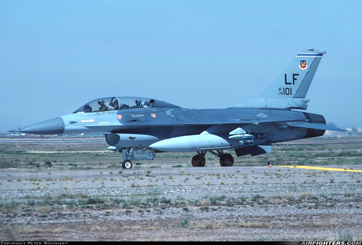 USA - Air Force General Dynamics F-16B Fighting Falcon 78-0101 at Glendale (Phoenix) - Luke AFB (LUF / KLUF), USA