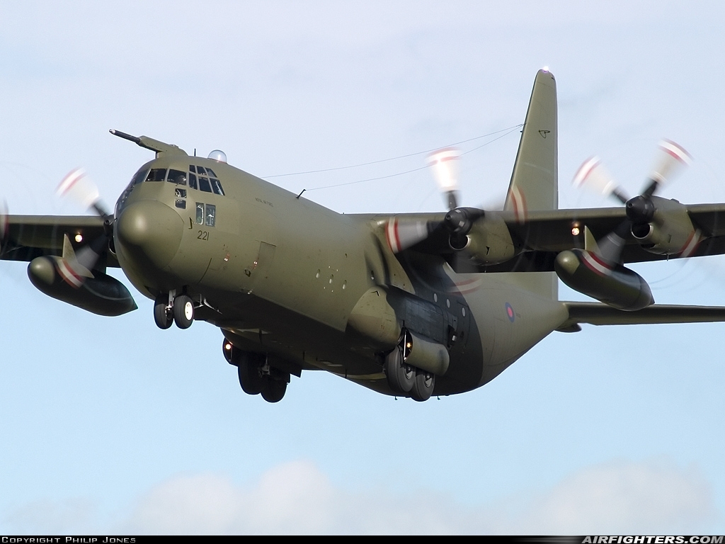 UK - Air Force Lockheed Hercules C3 (C-130K-30 / L-382) XV200 at Lyneham (LYE / EGDL), UK