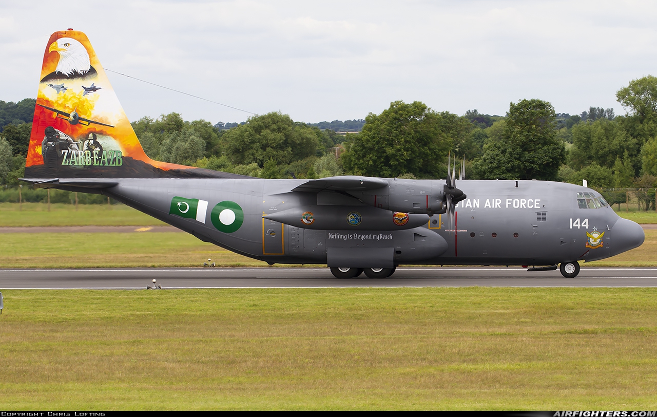 Pakistan - Air Force Lockheed C-130E Hercules (L-382) 64144 at Fairford (FFD / EGVA), UK