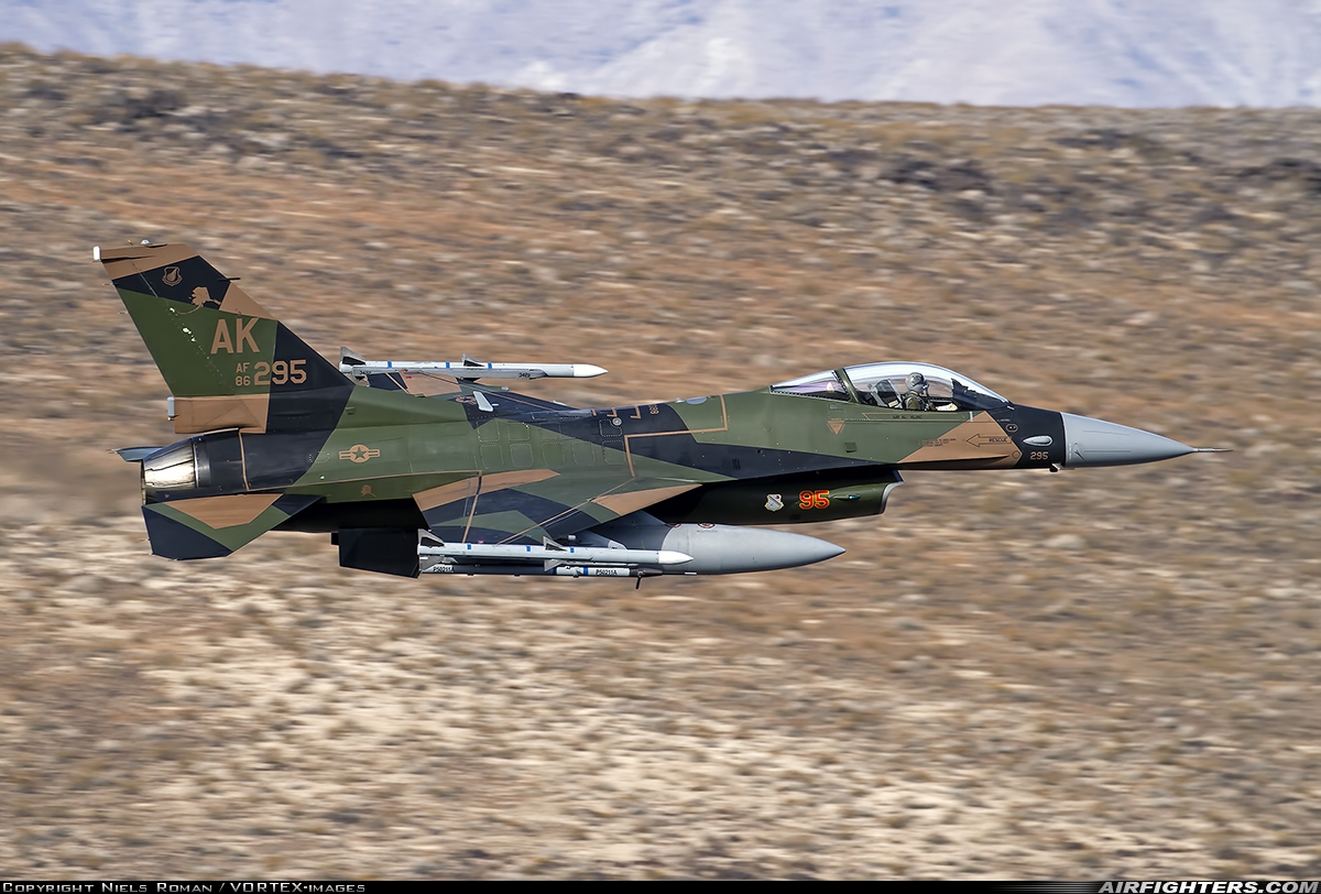 USA - Air Force General Dynamics F-16C Fighting Falcon 86-0295 at Off-Airport - Rainbow Canyon area, USA
