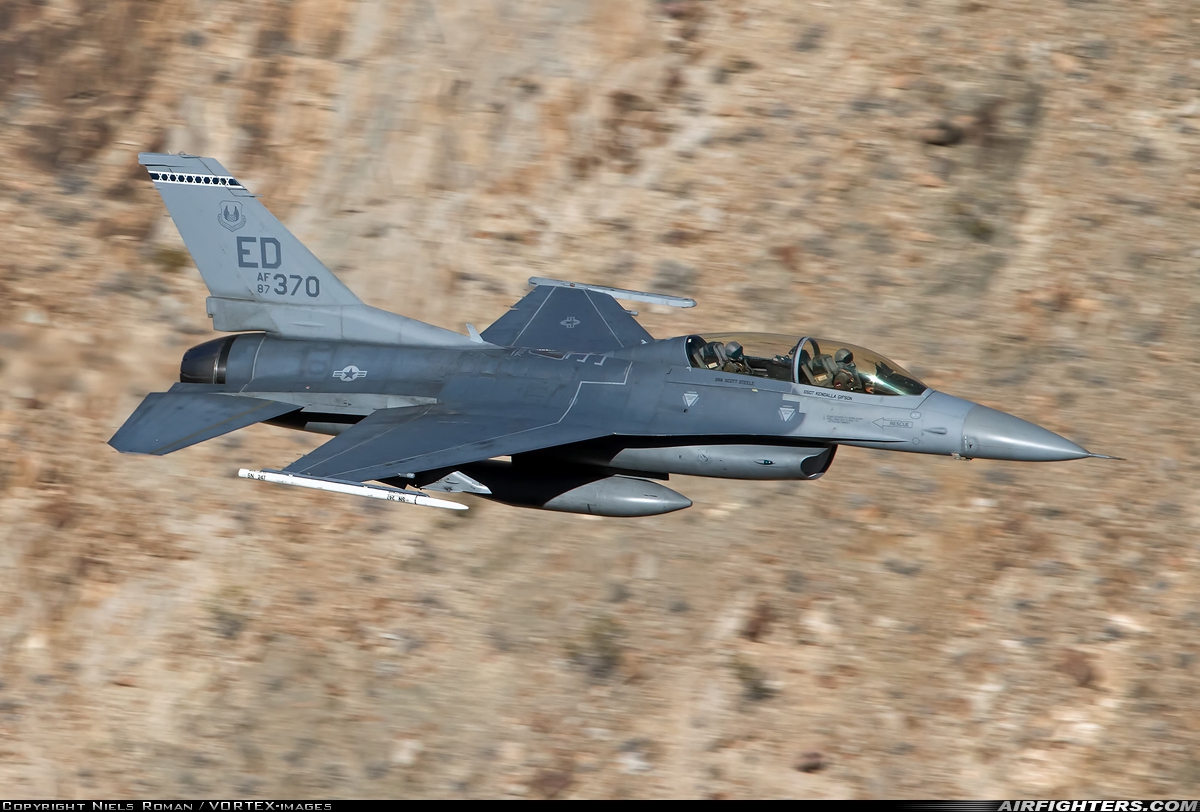 USA - Air Force General Dynamics F-16D Fighting Falcon 87-0370 at Off-Airport - Rainbow Canyon area, USA