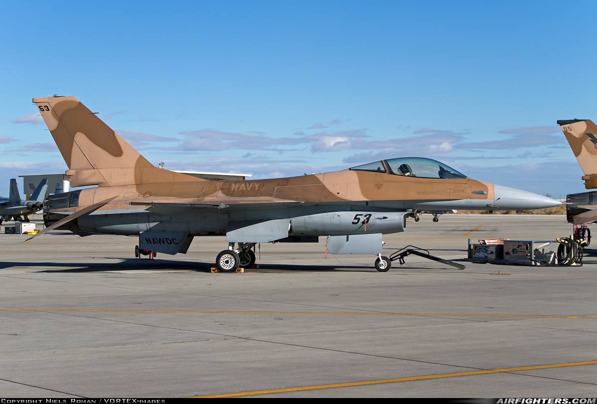 USA - Navy General Dynamics F-16A Fighting Falcon 900944 at Fallon - Fallon NAS (NFL / KNFL), USA