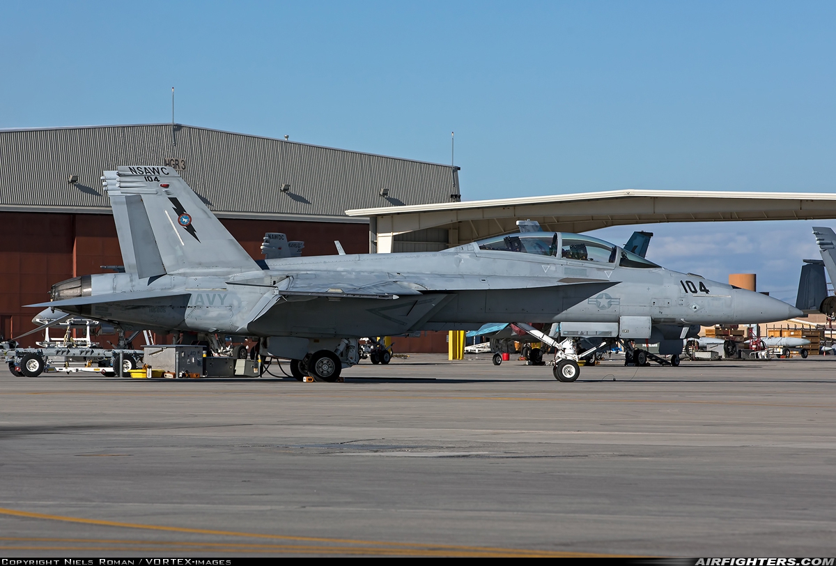 USA - Navy Boeing F/A-18F Super Hornet 165805 at Fallon - Fallon NAS (NFL / KNFL), USA
