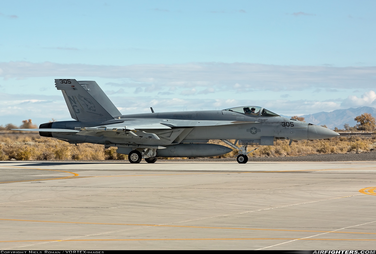 USA - Navy Boeing F/A-18E Super Hornet 168872 at Fallon - Fallon NAS (NFL / KNFL), USA