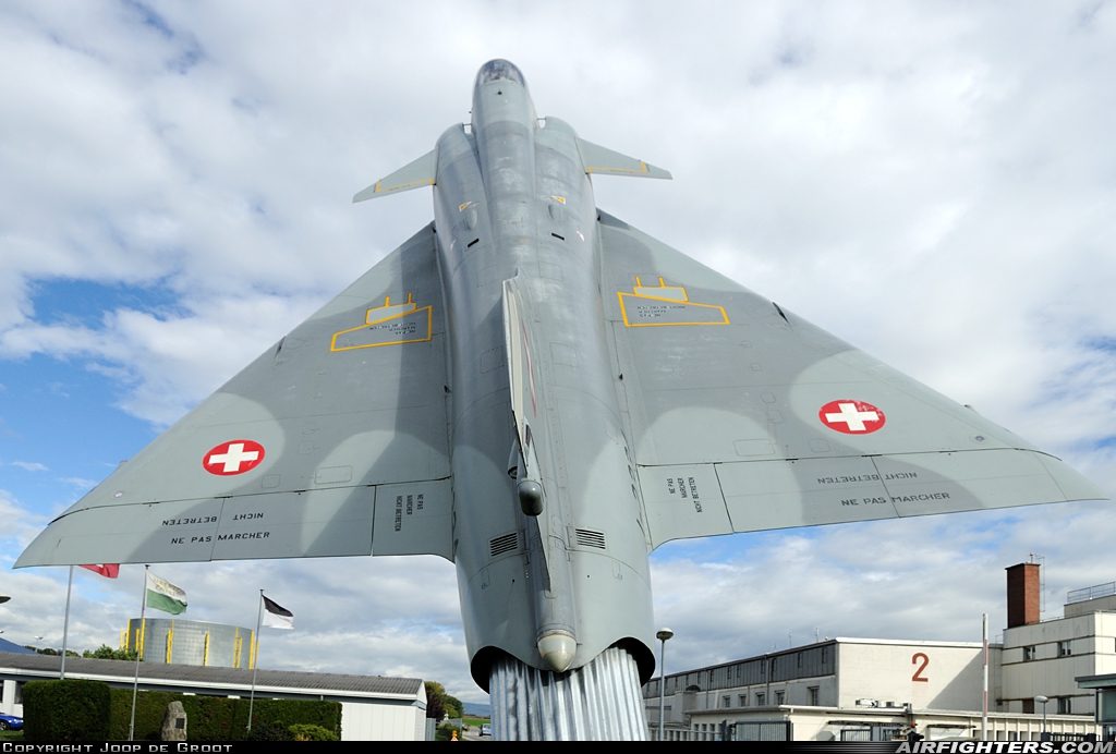 Switzerland - Air Force Dassault Mirage IIIS J-2334 at Payerne (LSMP), Switzerland