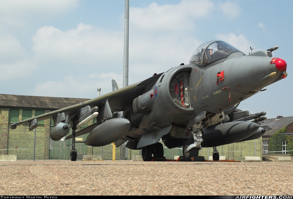 UK - Navy British Aerospace Harrier GR.7 ZD409 at Northolt (NHT / EGWU), UK