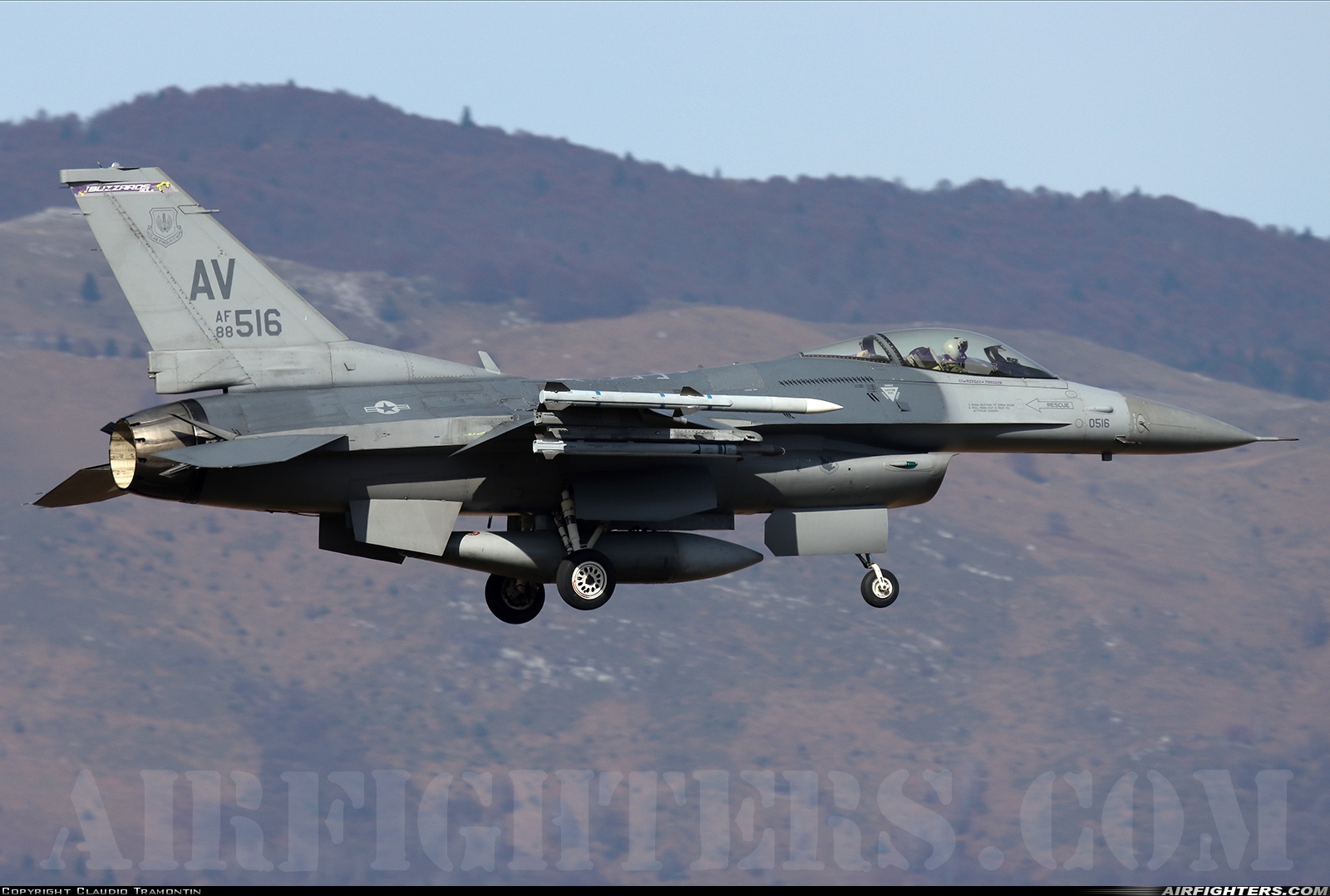 USA - Air Force General Dynamics F-16C Fighting Falcon 88-0516 at Aviano (- Pagliano e Gori) (AVB / LIPA), Italy