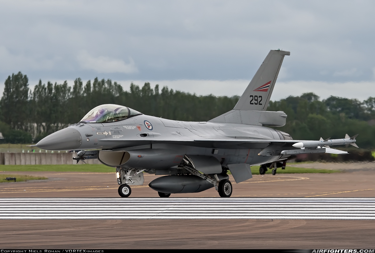 Norway - Air Force General Dynamics F-16AM Fighting Falcon 292 at Fairford (FFD / EGVA), UK