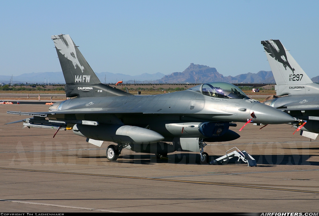 USA - Air Force General Dynamics F-16C Fighting Falcon 87-0301 at Phoenix (Chandler) - Williams Gateway (AFB) (CHD / IWA / KIWA), USA
