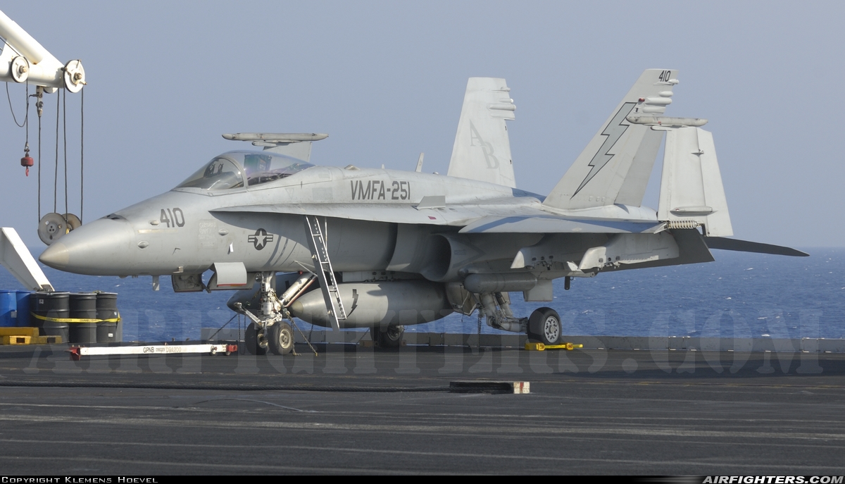 USA - Marines McDonnell Douglas F/A-18C Hornet 164952 at Off-Airport - Mediterranean Sea, International Airspace