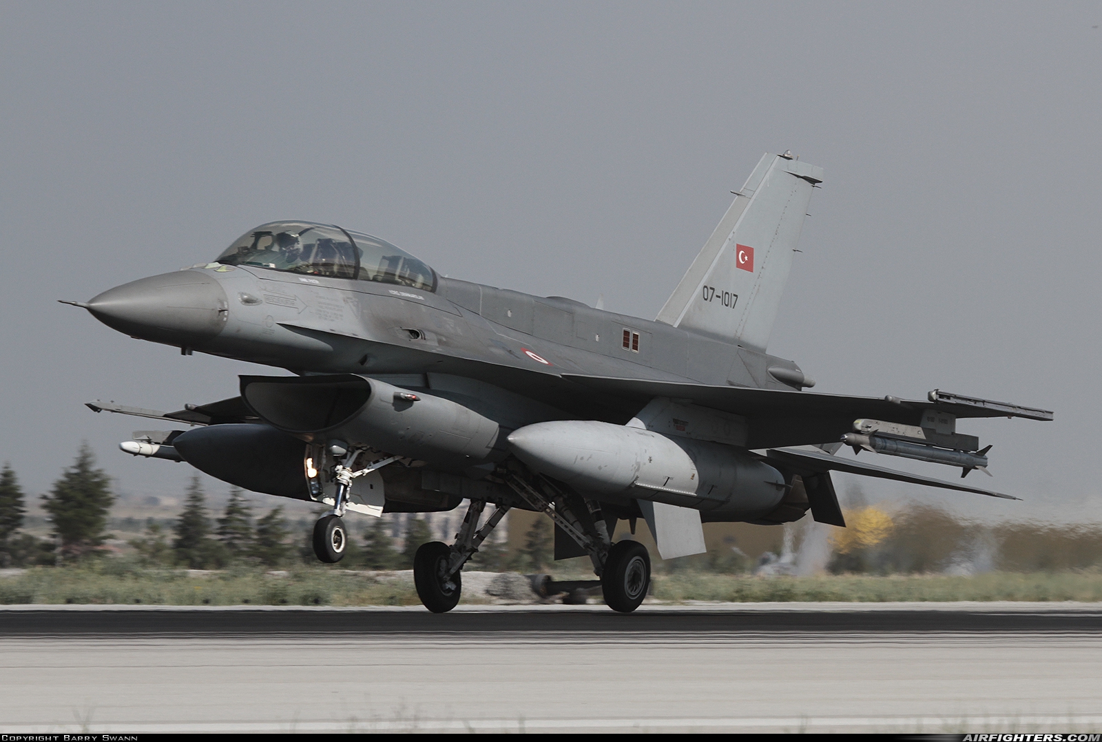 Türkiye - Air Force General Dynamics F-16D Fighting Falcon 07-1017 at Konya (KYA / LTAN), Türkiye