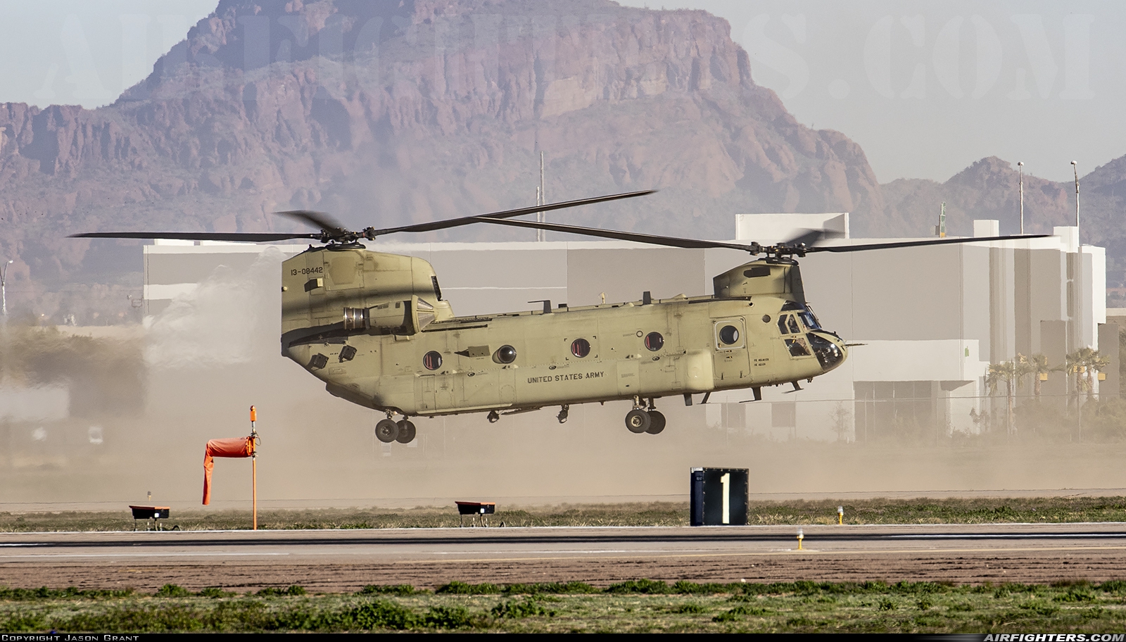 USA - Army Boeing Vertol CH-47F Chinook 13-08442 at Phoenix (Chandler) - Williams Gateway (AFB) (CHD / IWA / KIWA), USA