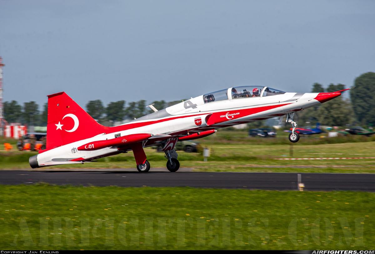Türkiye - Air Force Canadair NF-5B-2000 (CL-226) 69-4001 at Leeuwarden (LWR / EHLW), Netherlands